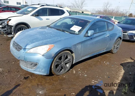 2010 Hyundai Genesis 2.0T z USA, uszkodzony, nr VIN KMHHT6KD6AU004802